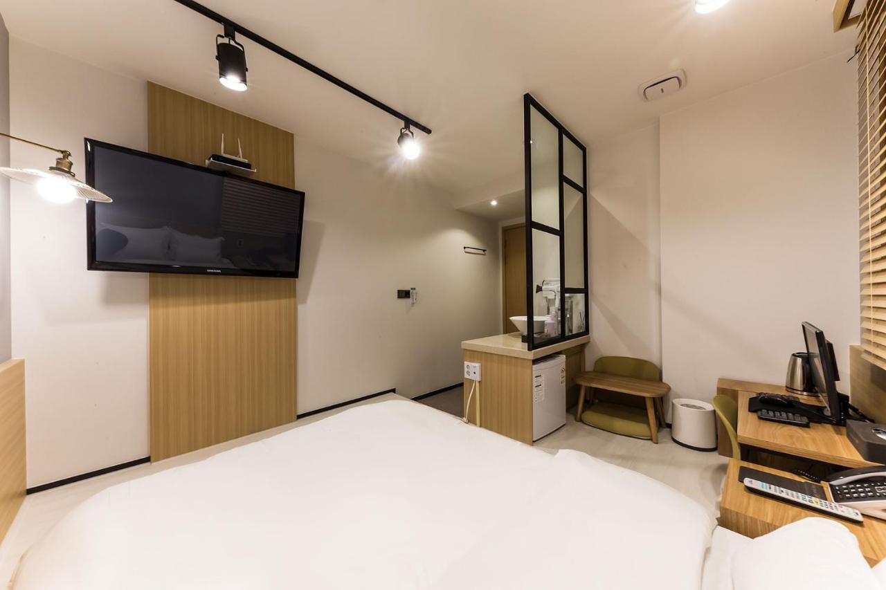 Raha Hotel 首爾 外观 照片