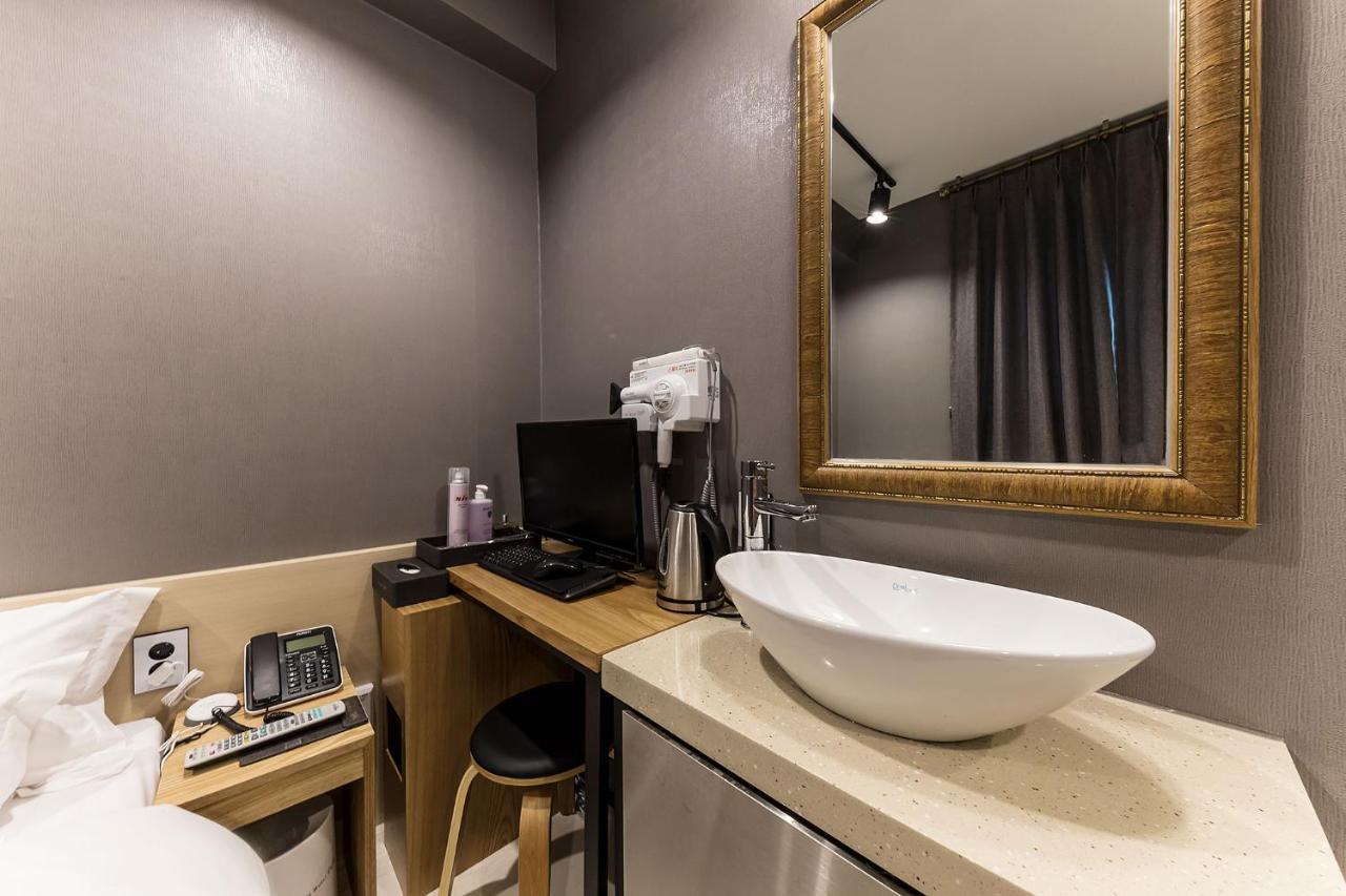 Raha Hotel 首爾 外观 照片
