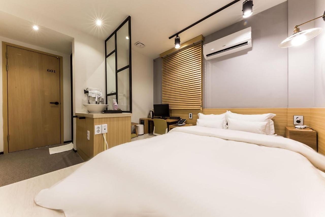 Raha Hotel 首爾 外观 照片