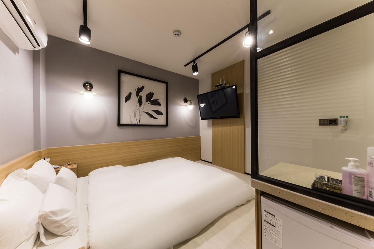 Raha Hotel 首爾 外观 照片
